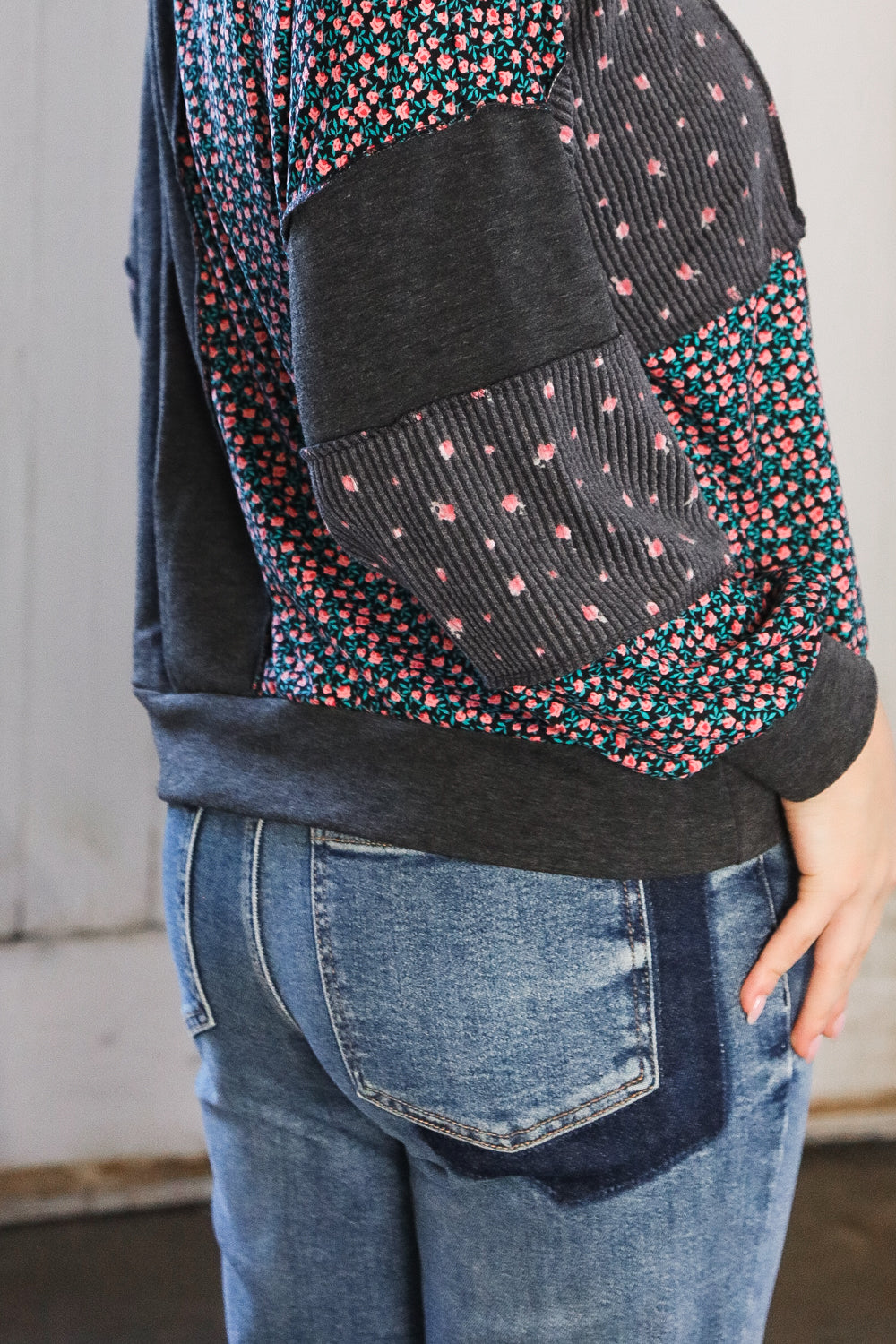 JUDY BLUE Boyfriend Fit Rip Denim Jeans